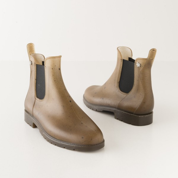 Bottines de jardin au chanvre Jumpana de chez umo plasticana détail avant arrière