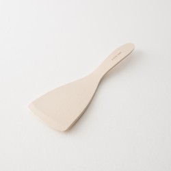 spatule galbée en bois de chez De Buyer
