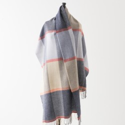 châle laine lambswool McNutt of Donegal motif patchwork saumon