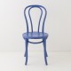 Chaise bistrot N°18 bleu grec de face