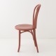 Chaise bistrot N°18 brique de profil