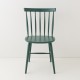 Chaise scandinave vert sapin de face