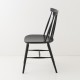 Chaise scandinave noir de profil