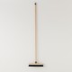 balai droit 30 cm bois brut soies noires en entier