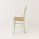 Chaise campagne paillée vert tilleul vue de côté