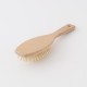 brosse à cheveux picots bois vue de dessous