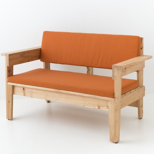 option coussin outdoor Dickson mandarine pour canapé mélèze