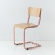 		chaise cantilever tube + bois coloris rose