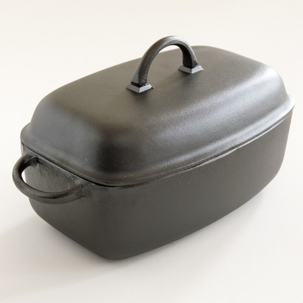 Cocotte ovale en fonte brute non émaillée 5.5 litres