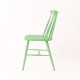 Chaise scandinave vert pistache de profil