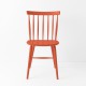 Chaise scandinave orange de face