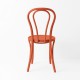 Chaise bistrot N°18 orange de dos