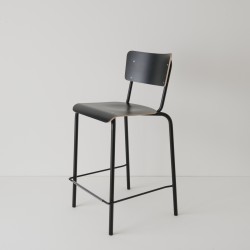 chaise haute 65cm en noir ton sur ton