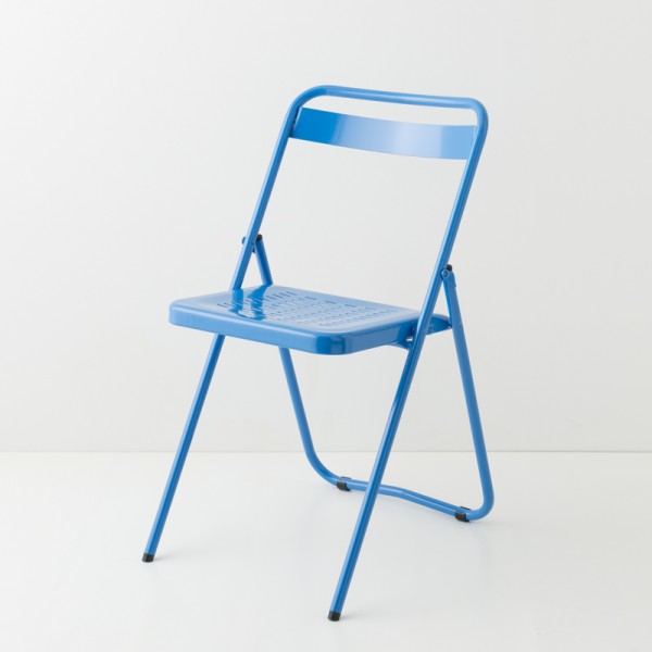 chaise pliante métallique bleue