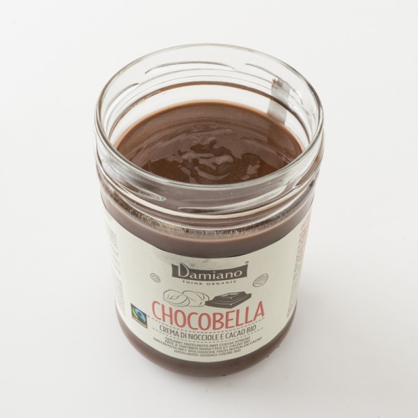 Chocobella pâte à tartiner bio Damiano au chocolat et aux noisettes détail