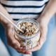 Muesli Forever nuts de chez Nümorning par tranche de 100 g en ambiance